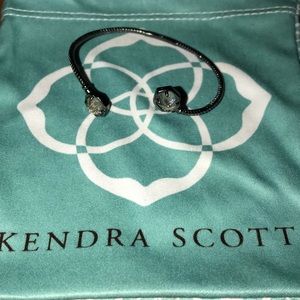 kendra scott metallic gun metal bracelet